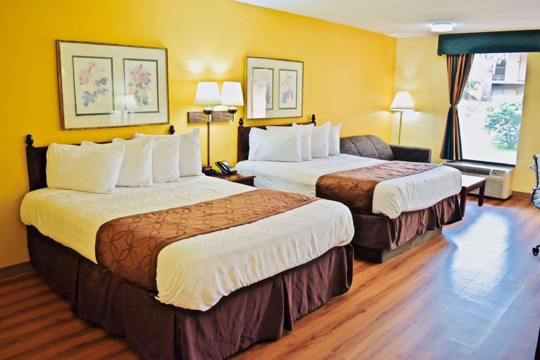 Days Inn By Wyndham Burleson Ft. Worth Εξωτερικό φωτογραφία