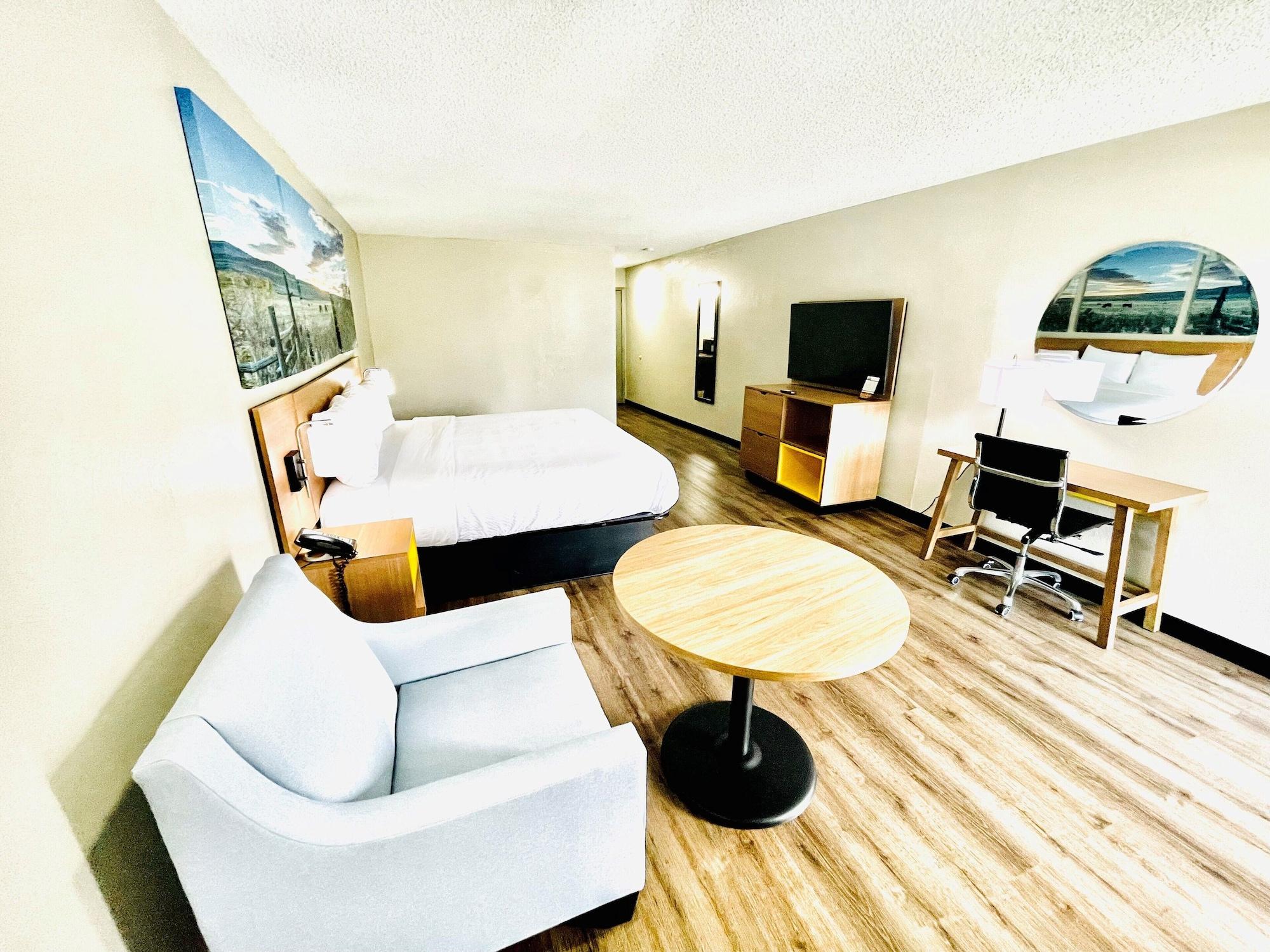 Days Inn By Wyndham Burleson Ft. Worth Εξωτερικό φωτογραφία