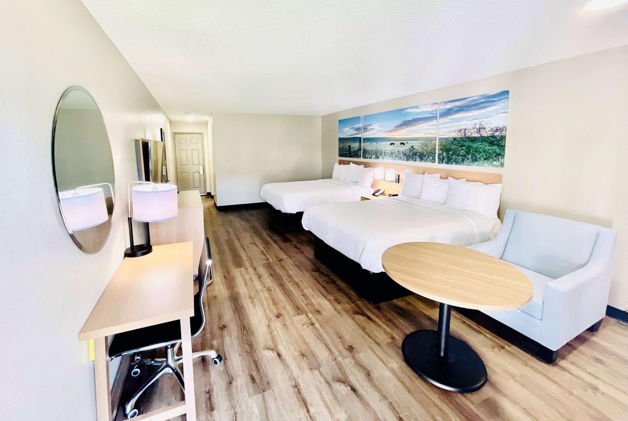 Days Inn By Wyndham Burleson Ft. Worth Εξωτερικό φωτογραφία